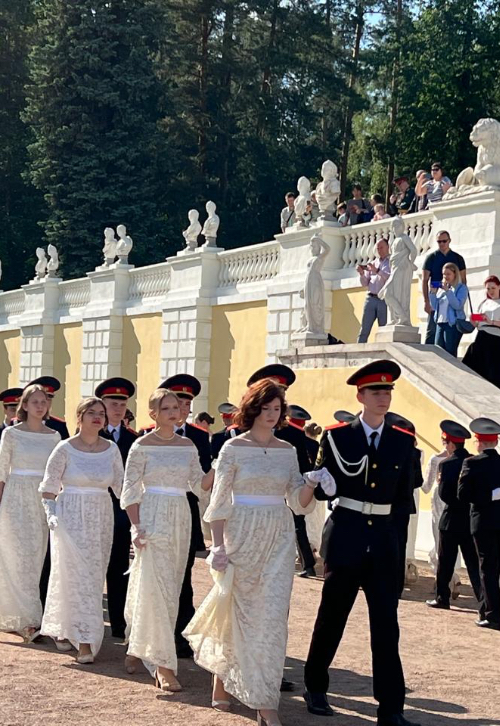Кадетский бал в Музее-усадьбе 